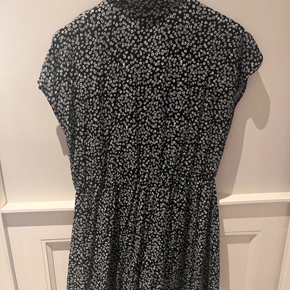 Floral Romper - Picture 2 of 9